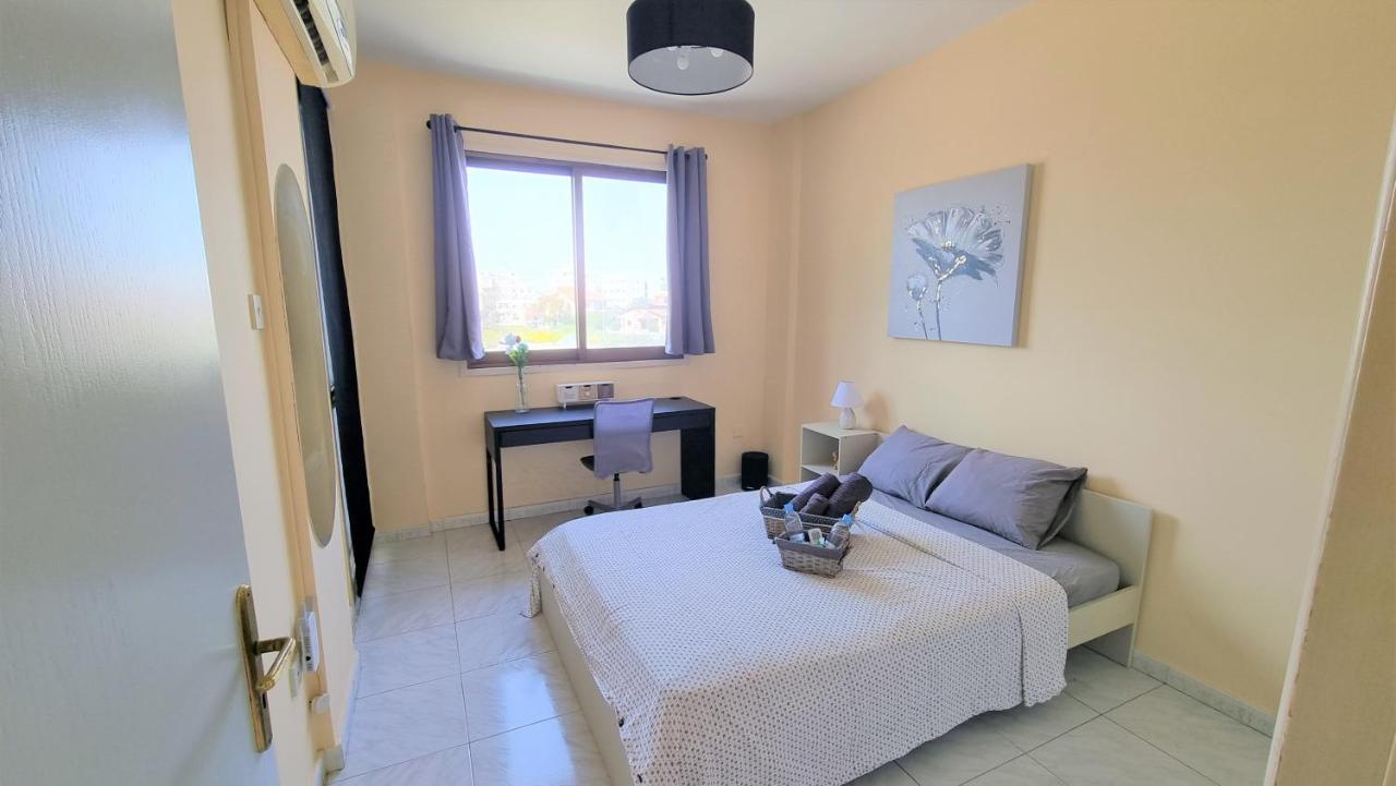 Comfy Rooms In A Shared Apartment Near Salt Lake With Internet And Netflix ลาร์นาคา ภายนอก รูปภาพ